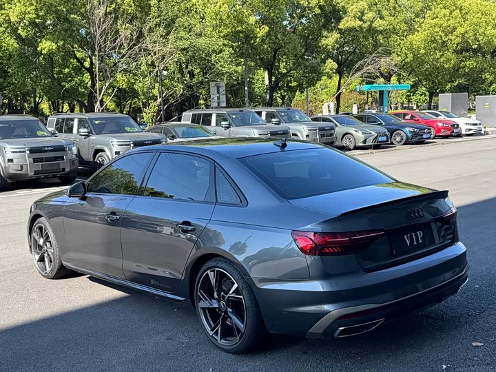Audi A4L 2024 40 TFSI quattro RS — фото 21