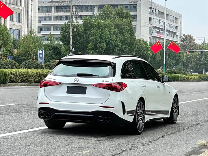 Mercedes-Benz C-Class 2023 AMG C 43 4 MATIC — фото 4