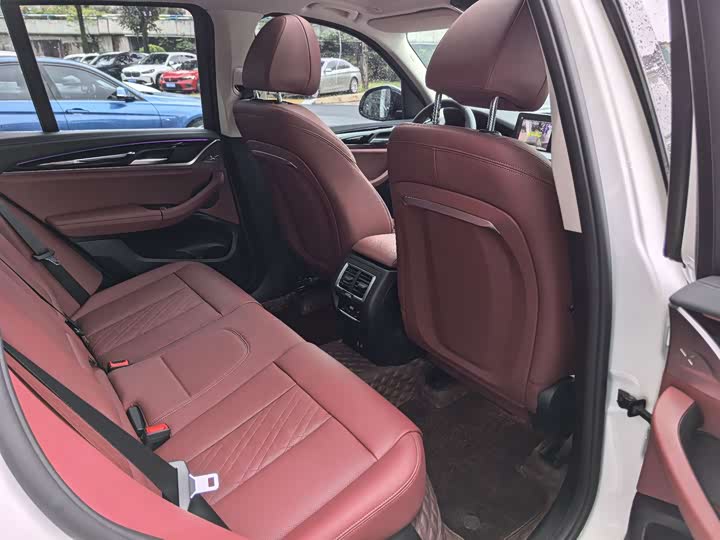 BMW X3 2023 x Drive 25i M — фото 20