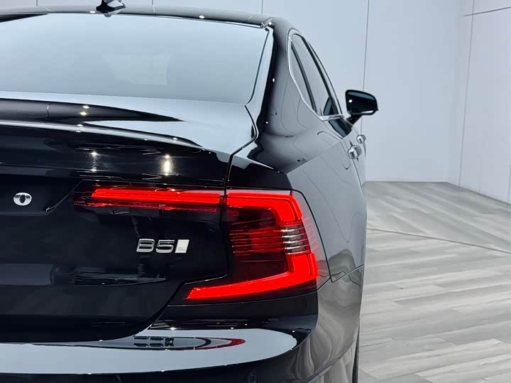 Volvo S90 2023 B 5 — фото 24