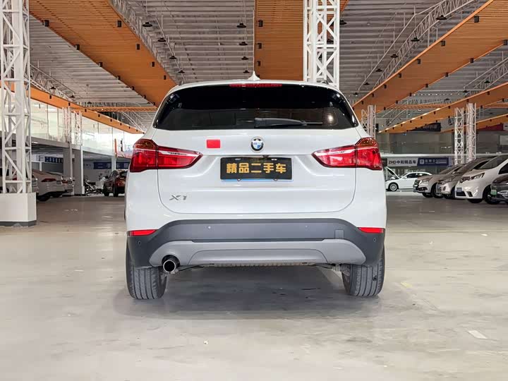 BMW X1 2019 s Drive 18 Li — фото 9