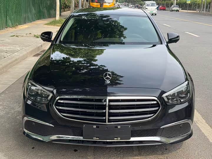 Mercedes-Benz E-Class 2021 E 300 L Luxury — фото 2