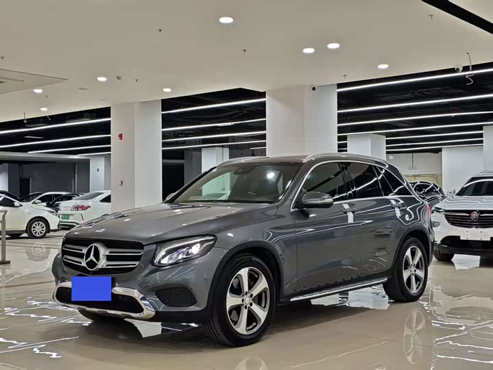 Mercedes-Benz GLC 2016 GLC 260 4 MATIC Luxury