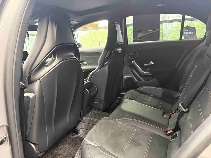 Mercedes-Benz A-Class 2024 AMG A 45 S 4 MATIC+ — фото 9