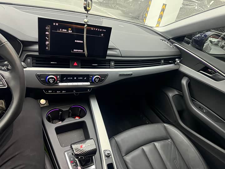 Audi A5 Sportback 40 TFSI — фото 6