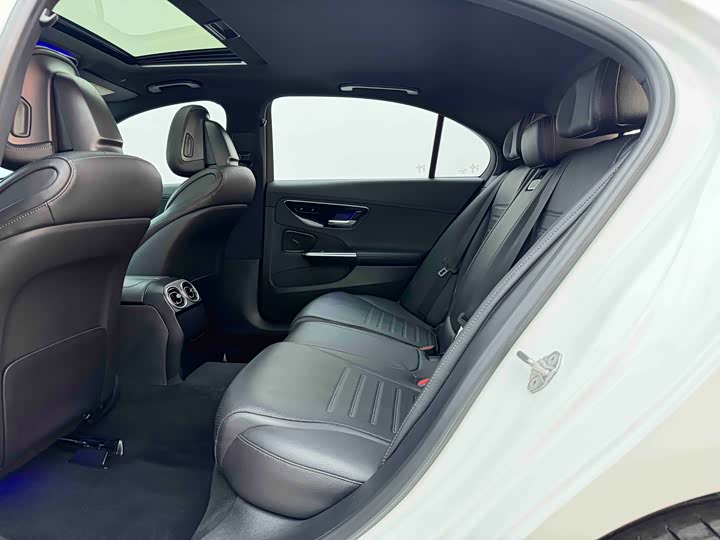 Mercedes-Benz C-Class 2022 C 200 L — фото 18