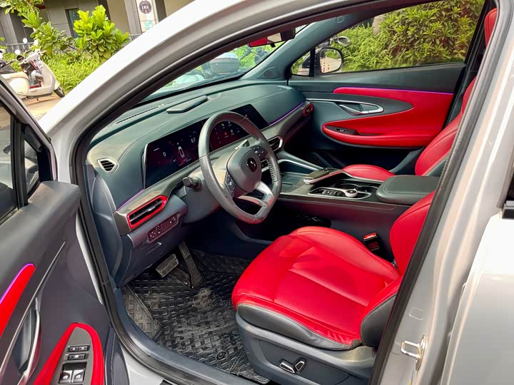 Changan UNI-T 2020 1.5 T Premium — фото 4