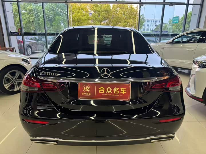 Mercedes-Benz E-Class 2022 E 260 L — фото 8