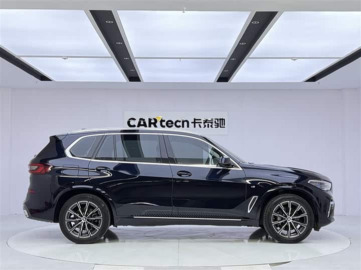 BMW X5 2022 x Drive 30 Li M — фото 4