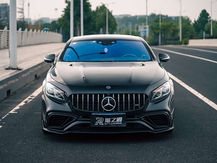 Mercedes-Benz S-Class 2018 AMG S 63 4 MATIC+ Coupe — фото 3