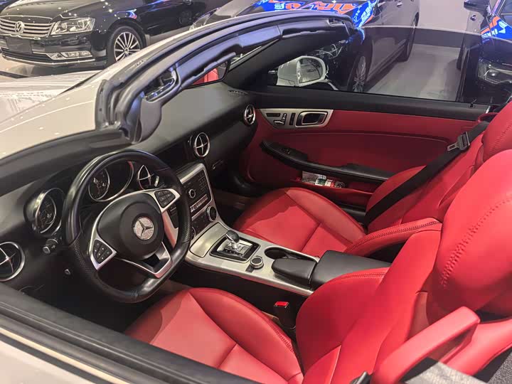 Mercedes-Benz SLC 2019 SLC 260 — фото 11