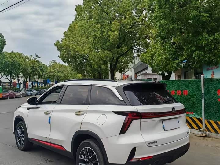 Changan CS75 PLUS 2022 1.5 T ATPremium — фото 9