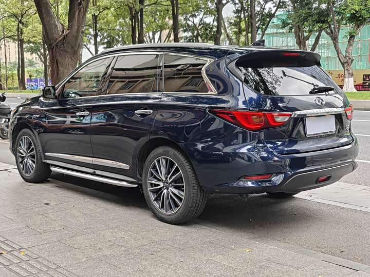 Infiniti QX60 2018 2.5 S/C Hybrid 2 WD — фото 18