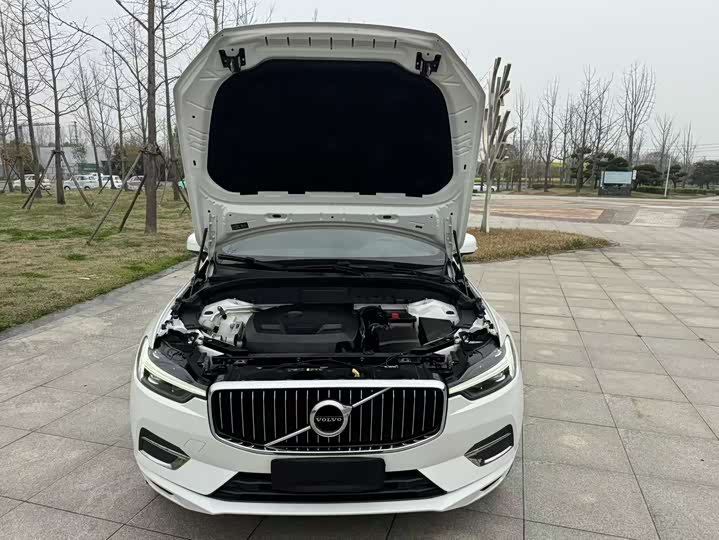 Volvo XC60 2021 T 5 4 WD — фото 29