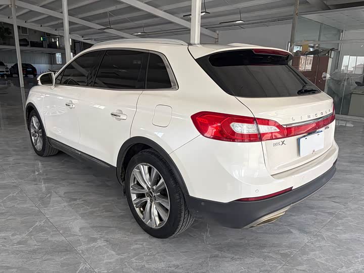 Lincoln MKX 2015 2.7 T 4 WD — фото 4