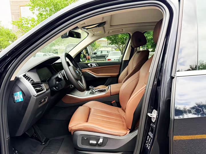 BMW X5 xDrive30i M спортпакет — фото 7