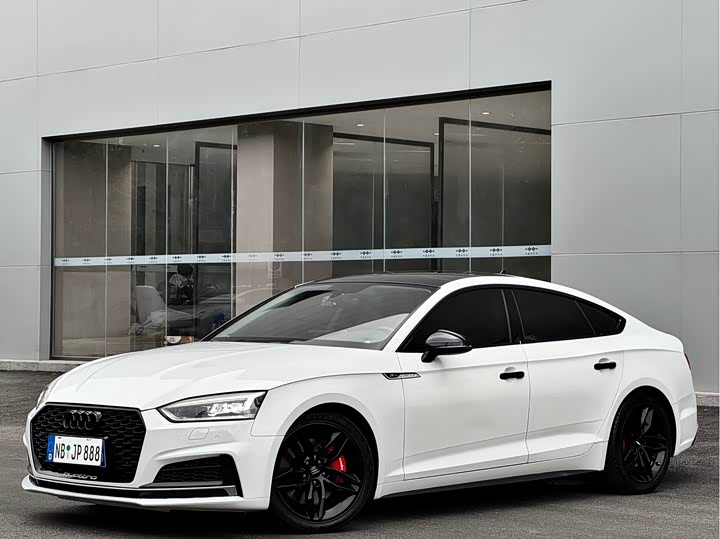 Audi A5 Sportback 40 TFSI стиль — фото 2