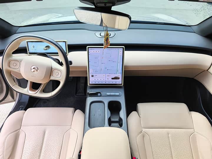 NIO ET5T 2024 75k Wh Touring — фото 6
