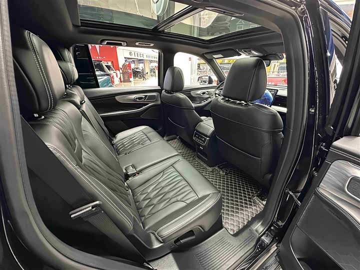 Trumpchi GS8 2024 2.0 TGDI 4 WD 7 — фото 26