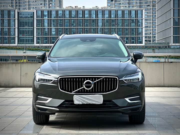 Volvo XC60 2020 T 5 4 WD — фото 2