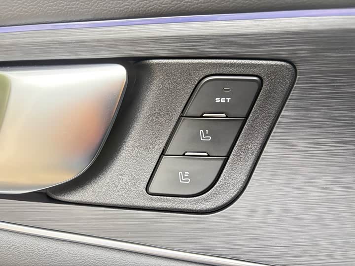 Changan UNI-K 2021 2.0 T Premium — фото 31