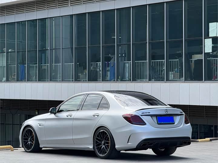 Mercedes-Benz C-Class 2017 AMG C 63 S — фото 8