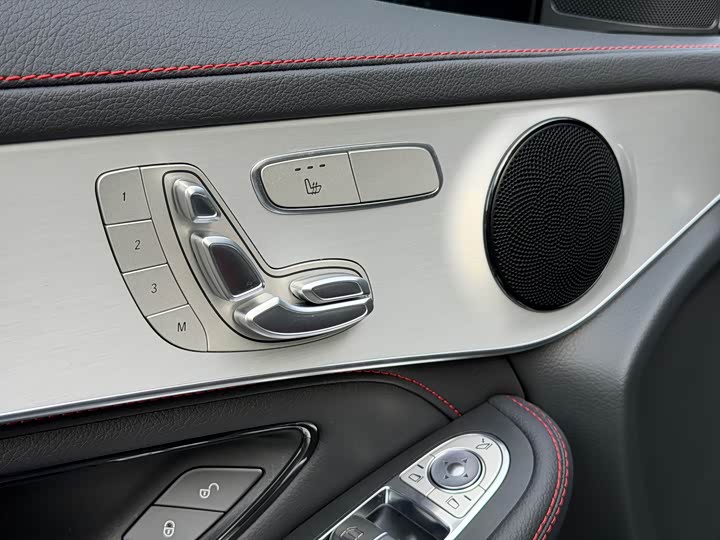 Mercedes-Benz GLC 2022 AMG GLC 43 4 MATIC — фото 6