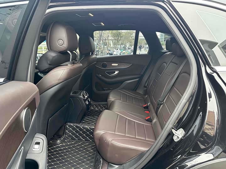 Mercedes-Benz GLC 2022 GLC 300 L 4 MATIC — фото 6