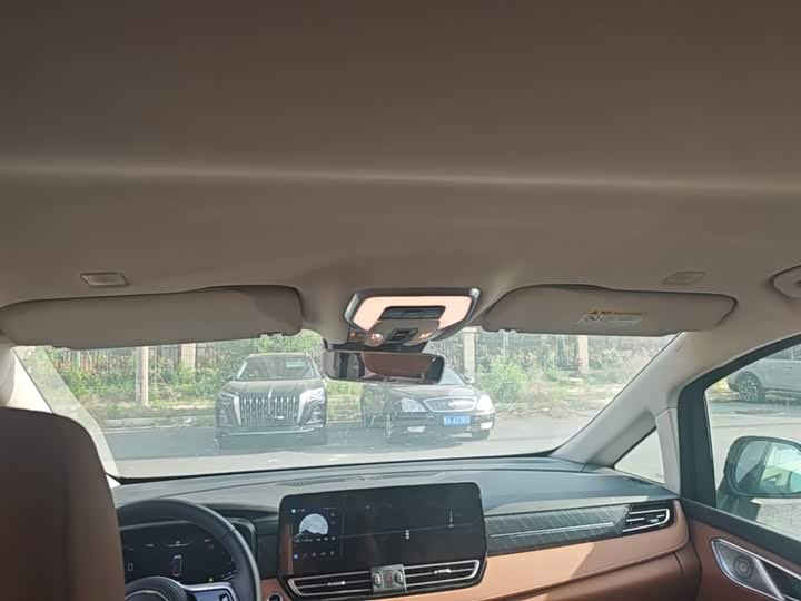 Hongqi HQ9 PHEV 2024 2.0 T 4 WD — фото 18