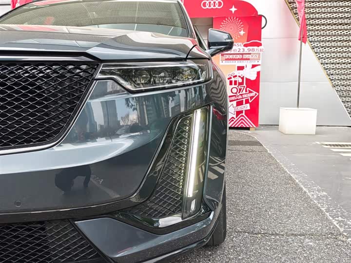 Cadillac XT6 2025 2.0 T 4 WD — фото 3