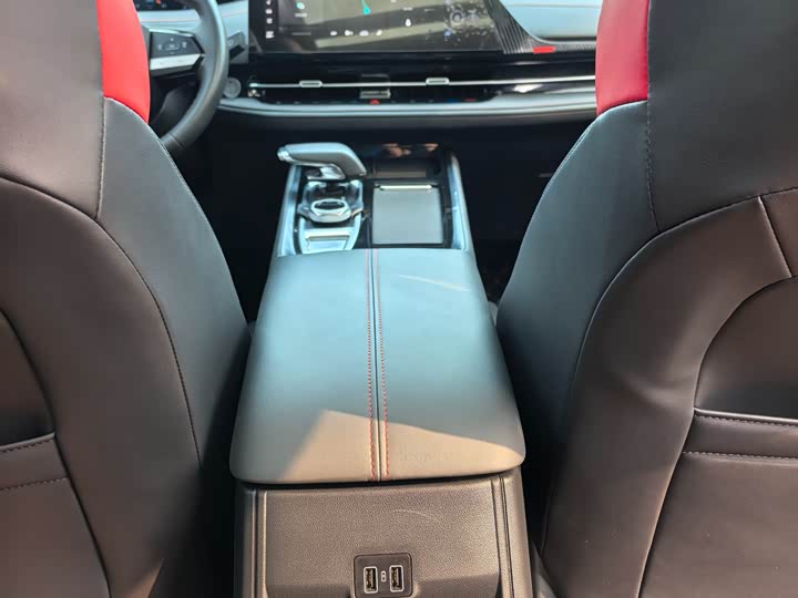 Changan CS55 PLUS 2024 1.5 T DCT — фото 13
