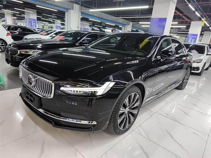 Volvo S90 2025 B 5