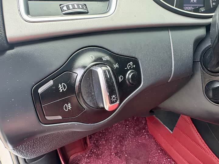Audi A4L 2015 45 TFSI quattro Sport — фото 7