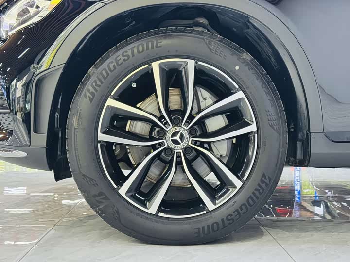 Mercedes-Benz GLC 2022 GLC 260 L 4 MATIC Luxury — фото 7