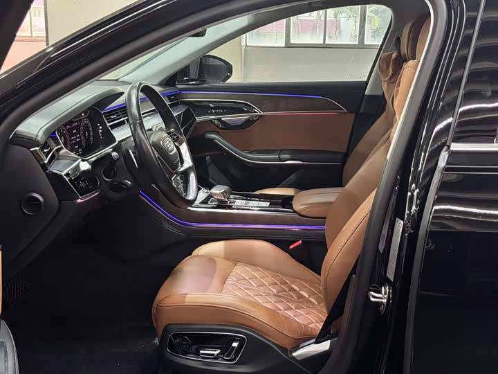 Audi A8 2023 A 8 L 50 TFSI quattro — фото 10
