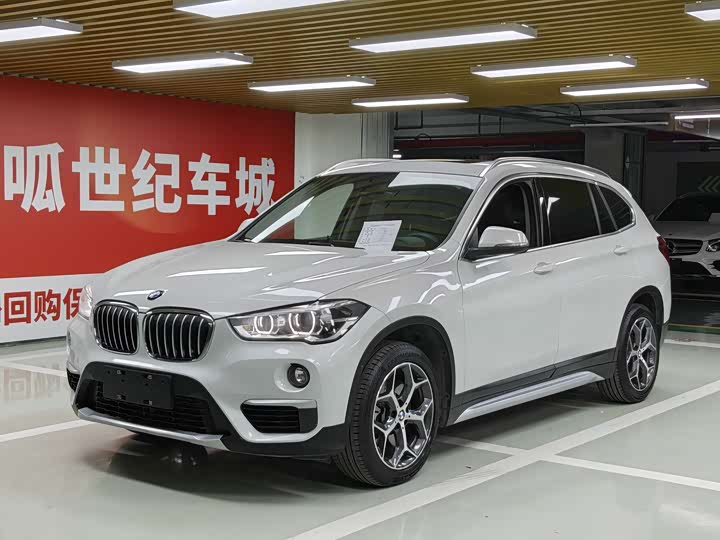 BMW X1 2019 x Drive 20 Li — фото 1