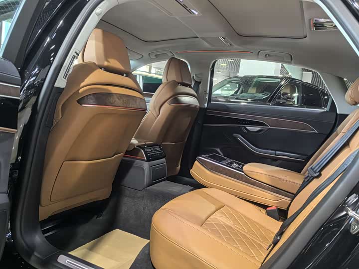 Audi A8 2023 A 8 L 50 TFSI quattro — фото 16
