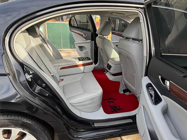 Hongqi H7 2015 2.0 T Luxury — фото 9