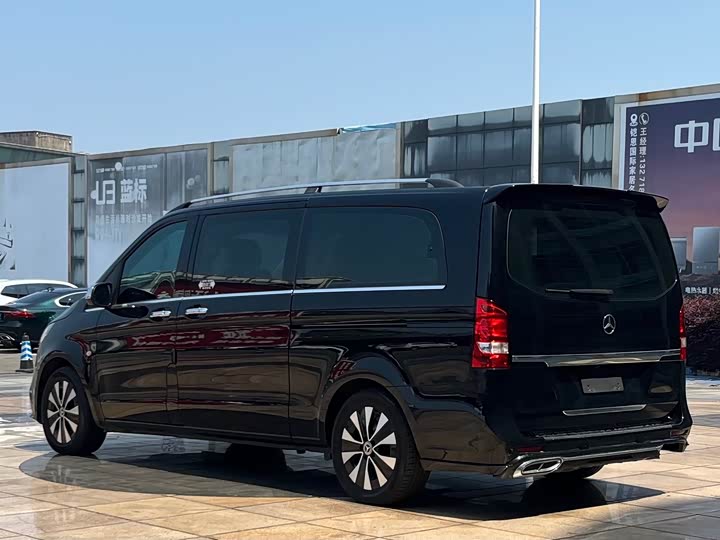 Mercedes-Benz Vito — фото 13
