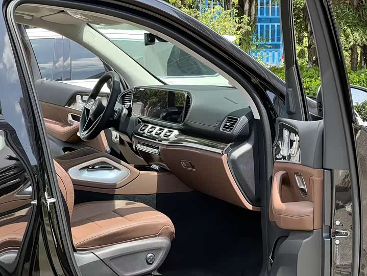 Mercedes-Benz GLE — фото 12