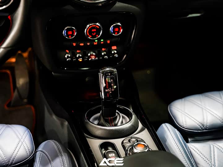 MINI Clubman — фото 17
