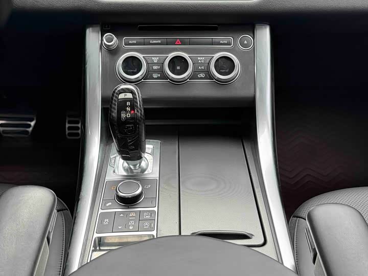 Land Rover Range Rover Sport — фото 11