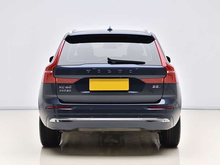 Volvo XC60 2023 B 5 4 WD — фото 5