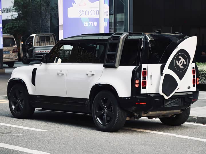 Land Rover Defender — фото 3