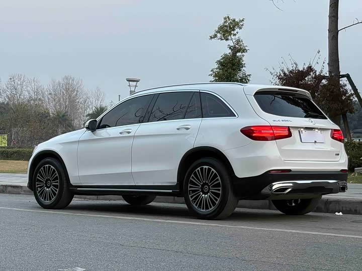 Mercedes-Benz GLC 200 L 4MATIC — фото 5