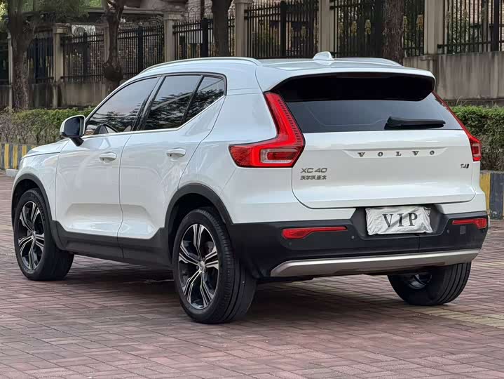 Volvo XC40 2021 T 4 WD — фото 5