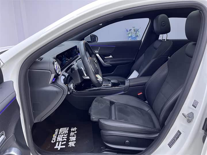 Mercedes-Benz A-Class 2020 A 200 L — фото 18
