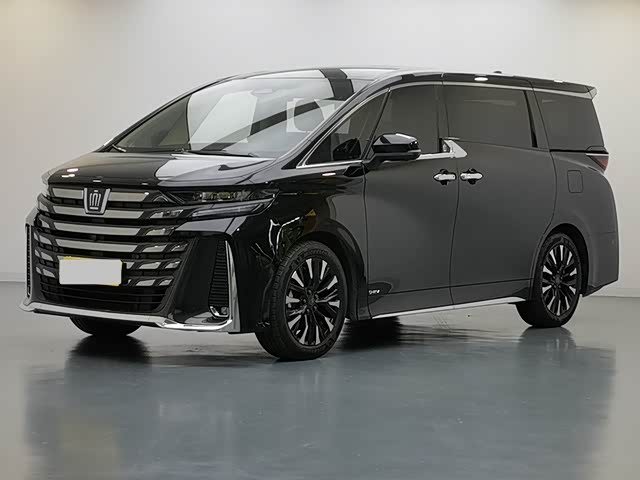 Toyota Vellfire — фото 1
