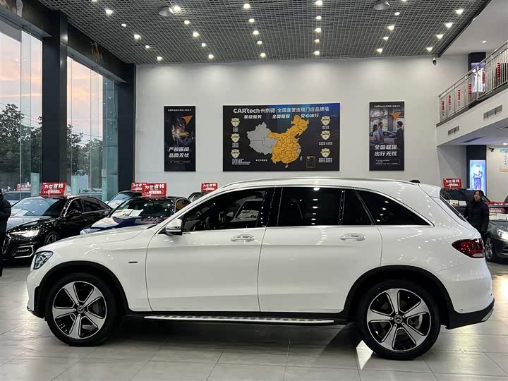 Mercedes-Benz GLC 2022 GLC 300 L 4 MATIC — фото 8