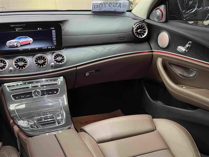 Mercedes-Benz E-Class E 200 L — фото 19